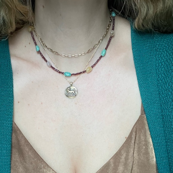 Handmade gemstone layering necklace of garnet, Amazonite and Botswana agate. - Picture 4 of 16